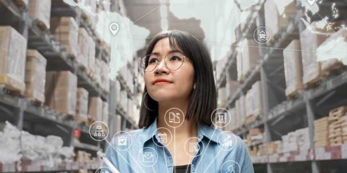 Lady with AI, ESG, EHS PSI clipboard